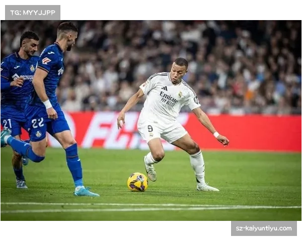 皇马2-0完胜塞维利亚 贝林厄姆头槌姆巴佩点射追平纪录